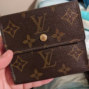 SOLD Louis Vuitton wallet